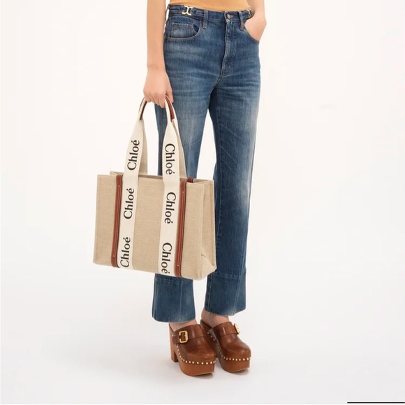 Chloe Medium Woody Tote - Picture 2 of 16